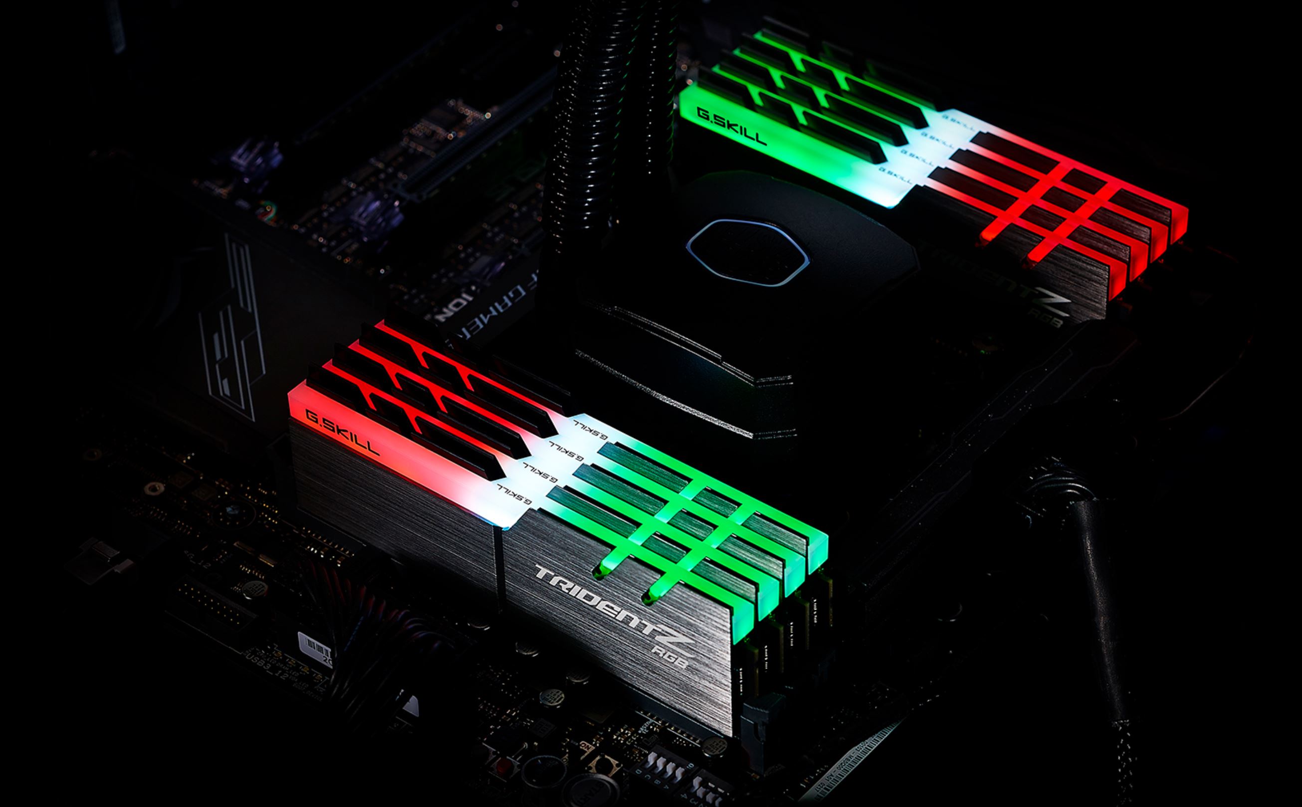 G.Skill 64GB (4x16GB) F4-3200C14Q-64GTZR Trident Z RGB 3200MHz CL14 DDR4 RAM - Black