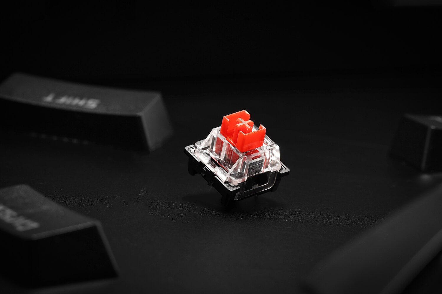 redragon - k552 wired gaming keyboard red switch.JPG