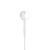 iPhone-Accessories-Apple-EarPods-USB-C-3