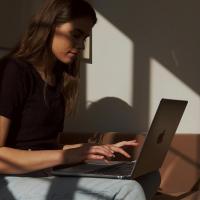 MacBook-Accessories-Case-Compatible-with-MacBook-Air-13-inch-M4-2025-2024-2023-2022-M3-M2-A3240-A3113-A2681-Crystal-Hard-Shell-Scratch-Resistant-Protective-Cover-black-6