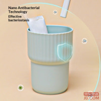 f532fd24cff81c38-f-w_200