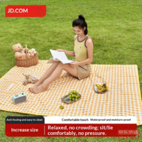 3b8935201bcac53b-f-w_200