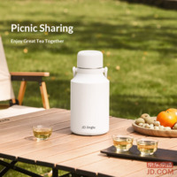 5fe767e0d0ba43cb-f-w_200