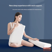 e863c6457a75f406-f-w_200